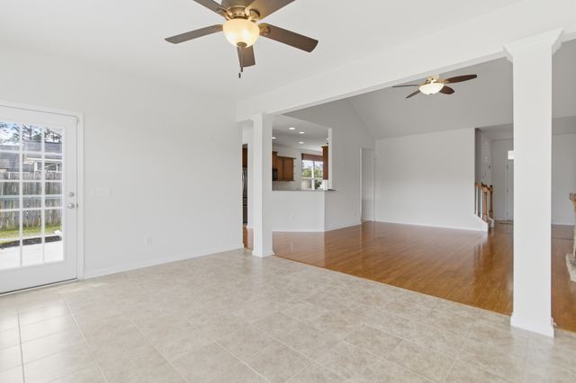 2054 Triple Crown Lane, Ridgeville, SC 29472
