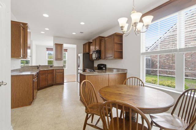 2054 Triple Crown Lane, Ridgeville, SC 29472