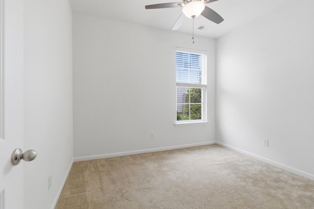 2054 Triple Crown Lane, Ridgeville, SC 29472