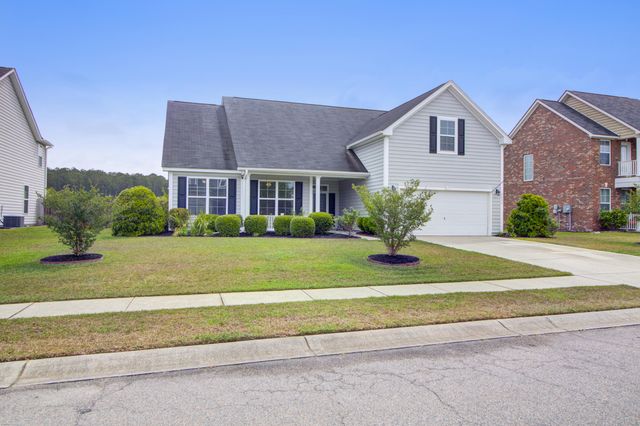 2054 Triple Crown Lane, Ridgeville, SC 29472