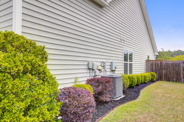 2054 Triple Crown Lane, Ridgeville, SC 29472