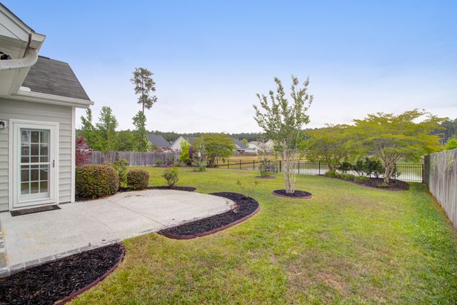 2054 Triple Crown Lane, Ridgeville, SC 29472