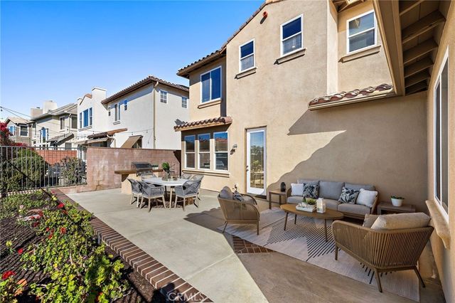 15 Sleepy Hollow, Ladera Ranch, CA 92694