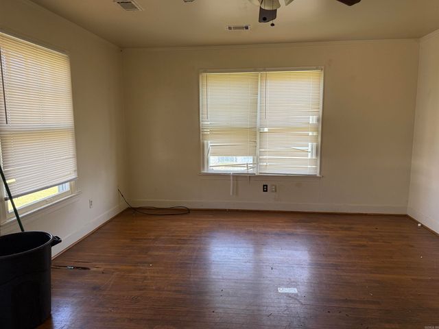 4211 W 24th Street, Little Rock, AR 72204