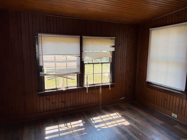 4211 W 24th Street, Little Rock, AR 72204