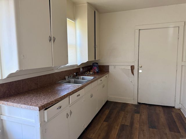 4211 W 24th Street, Little Rock, AR 72204