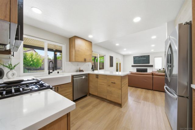 7545 Dancy, San Diego, CA 92126