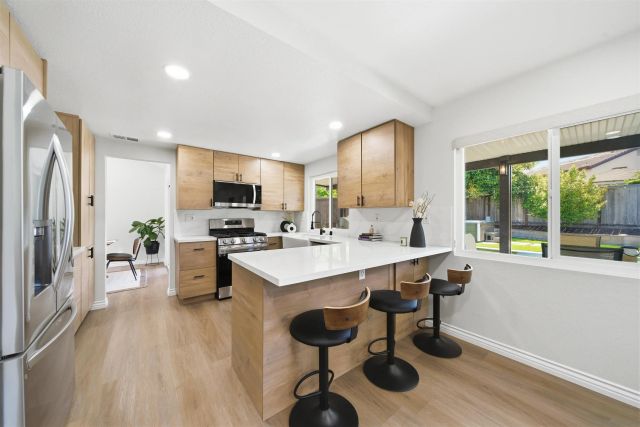 7545 Dancy, San Diego, CA 92126