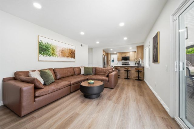 7545 Dancy, San Diego, CA 92126
