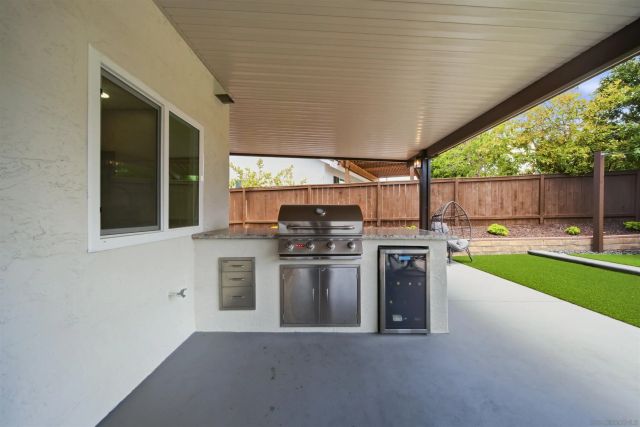 7545 Dancy, San Diego, CA 92126