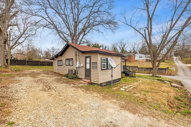 27 Culp Street, Inman, SC 29349