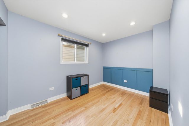 4305 S Wood Street, Chicago, IL 60609