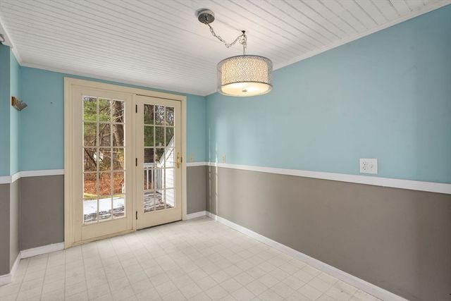 43 Oriole Road, Westwood, MA 02090