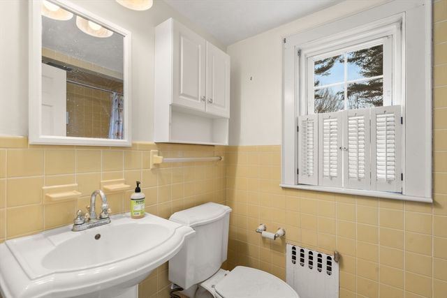 43 Oriole Road, Westwood, MA 02090