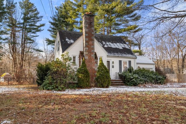 43 Oriole Road, Westwood, MA 02090