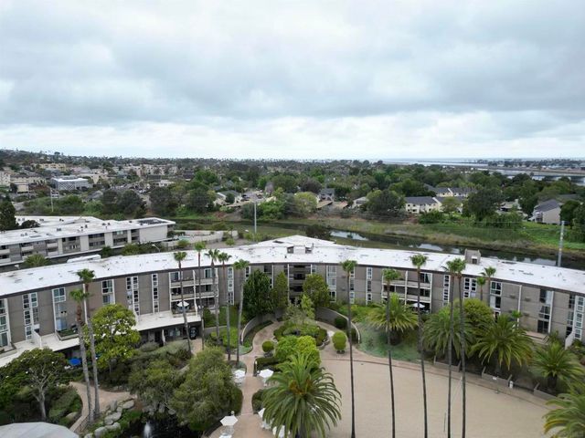 3050 Rue Dorleans 321, San Diego, CA 92110