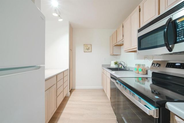 3050 Rue Dorleans 321, San Diego, CA 92110