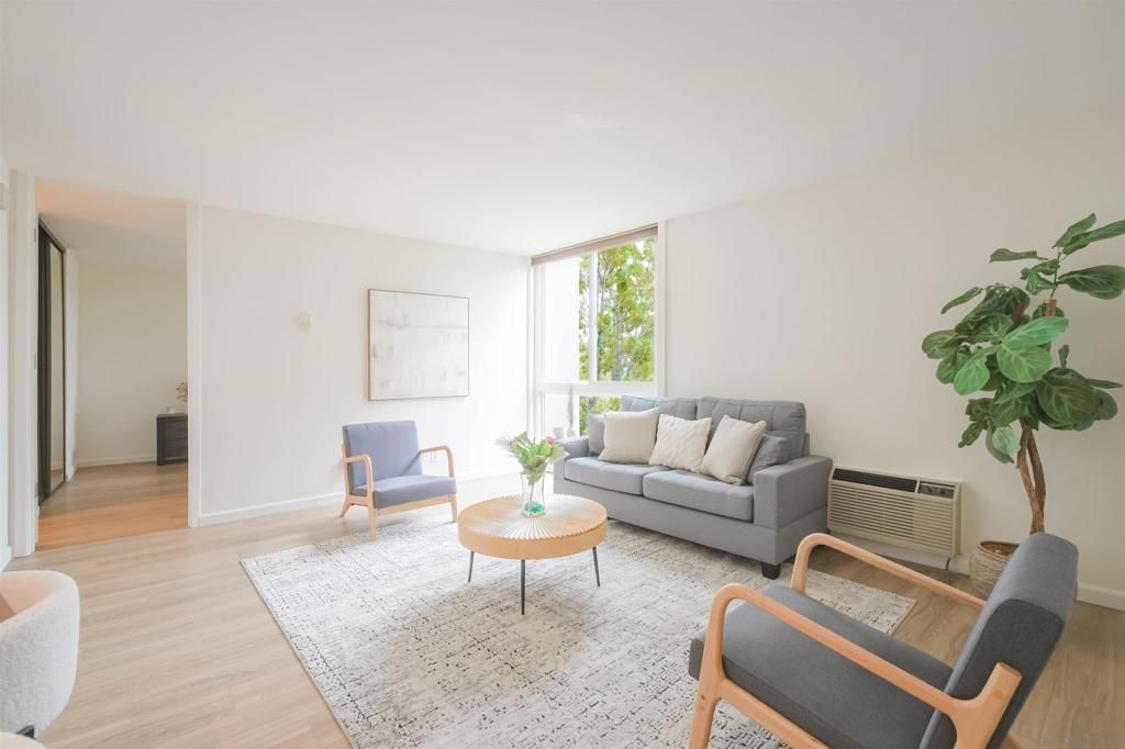 3050 Rue Dorleans 321, San Diego, CA 92110