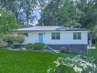 1043 Oakdale Drive SE, Smyrna, GA 30080