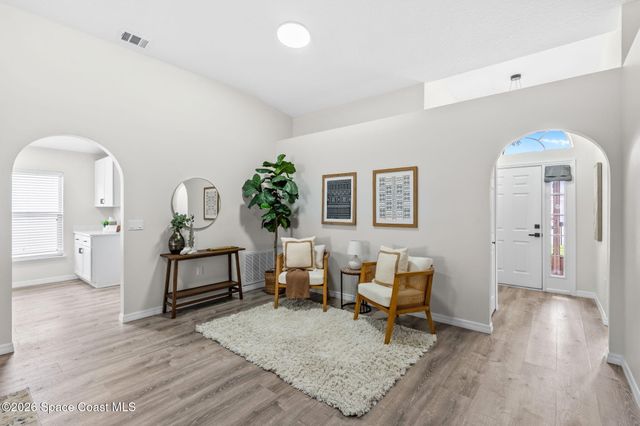 1763 Vista Lake Circle, Melbourne, FL 32904