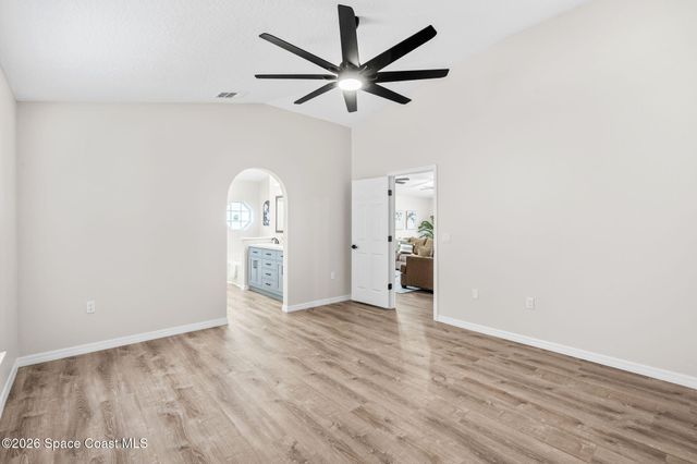 1763 Vista Lake Circle, Melbourne, FL 32904