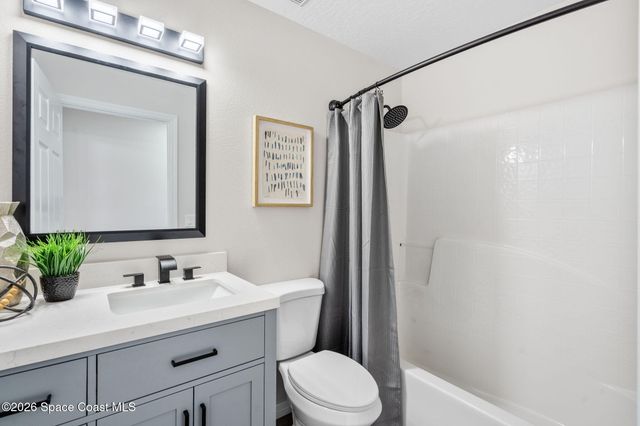 1763 Vista Lake Circle, Melbourne, FL 32904