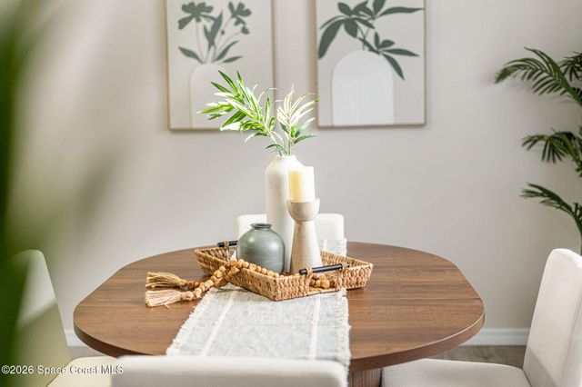 1763 Vista Lake Circle, Melbourne, FL 32904