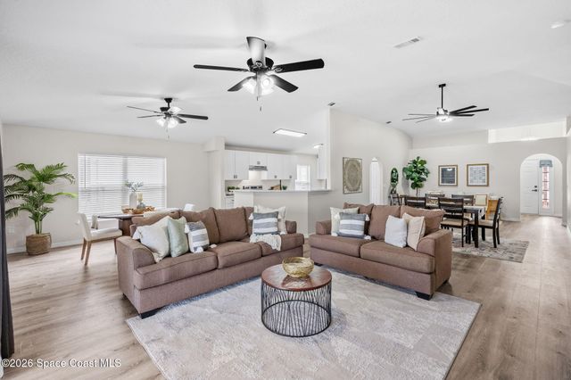 1763 Vista Lake Circle, Melbourne, FL 32904