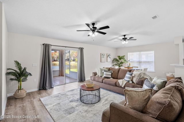 1763 Vista Lake Circle, Melbourne, FL 32904