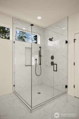8407 NE 137th Street, Kirkland, WA 98034