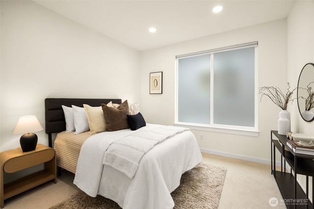 8407 NE 137th Street, Kirkland, WA 98034