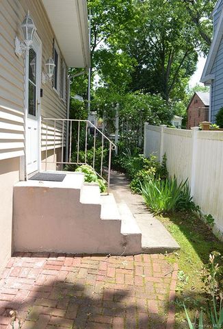 53 Ogden Avenue, White Plains, NY 10605