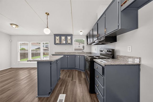 20306 Mountaindale Drive, Cypress, TX 77433