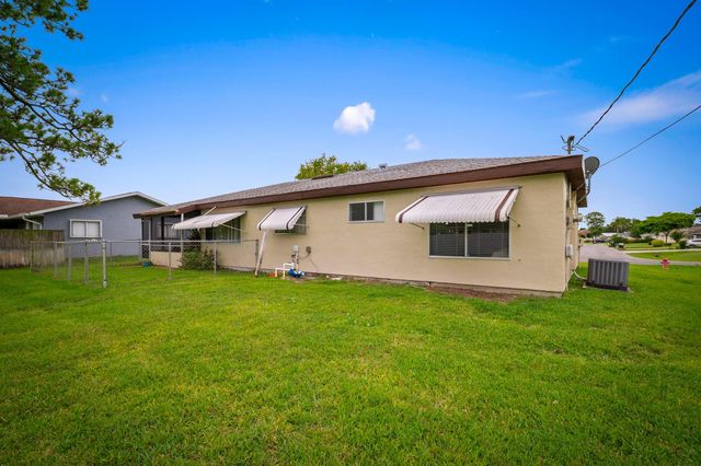671 NW Sharpe Street, Port St Lucie, FL 34983