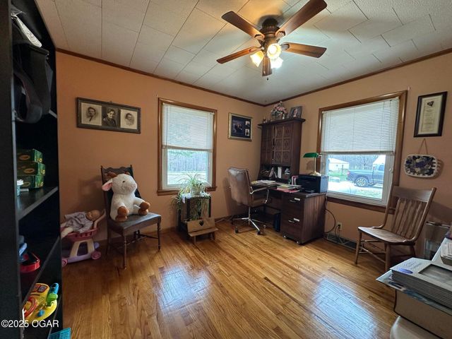 9418 State Rt D, Summersville, MO 65571