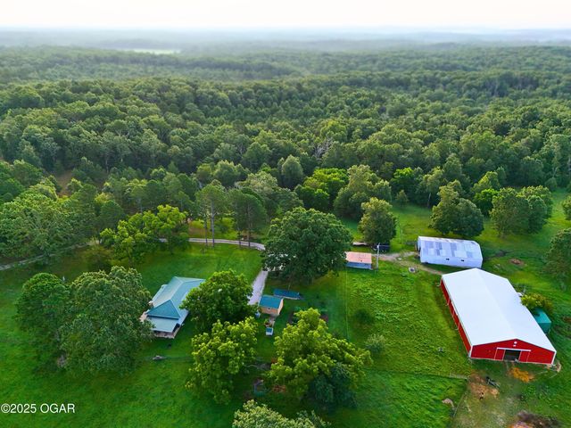 9418 State Rt D, Summersville, MO 65571