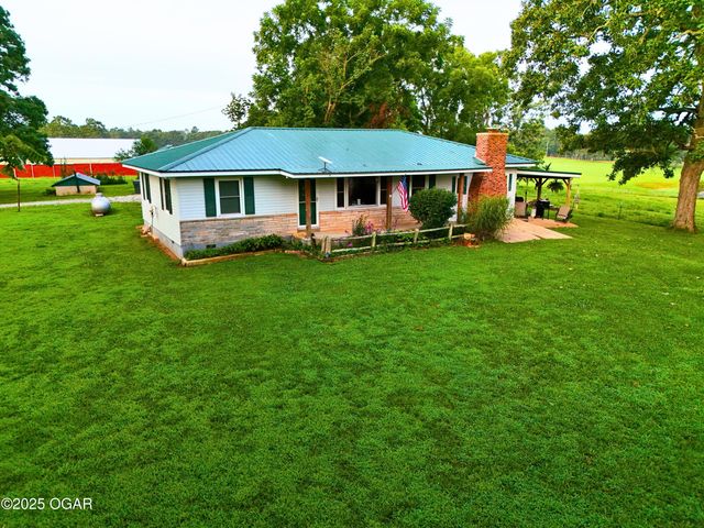 9418 State Rt D, Summersville, MO 65571