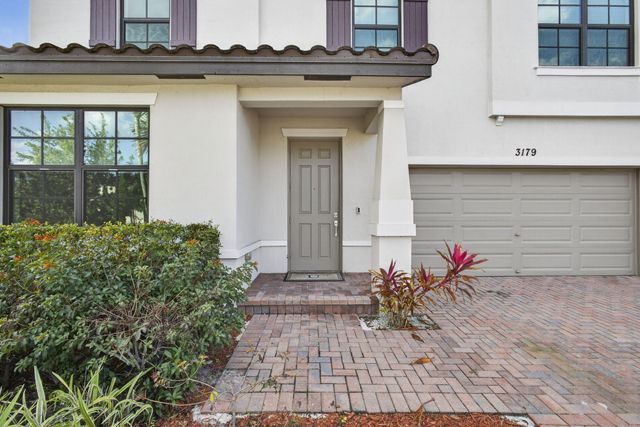 3179 Streng Lane, Royal Palm Beach, FL 33411