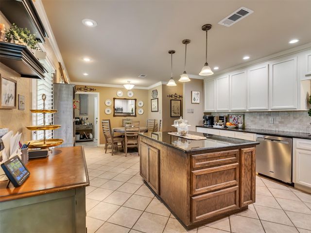 7202 Wetzel Road, Dickinson, TX 77539