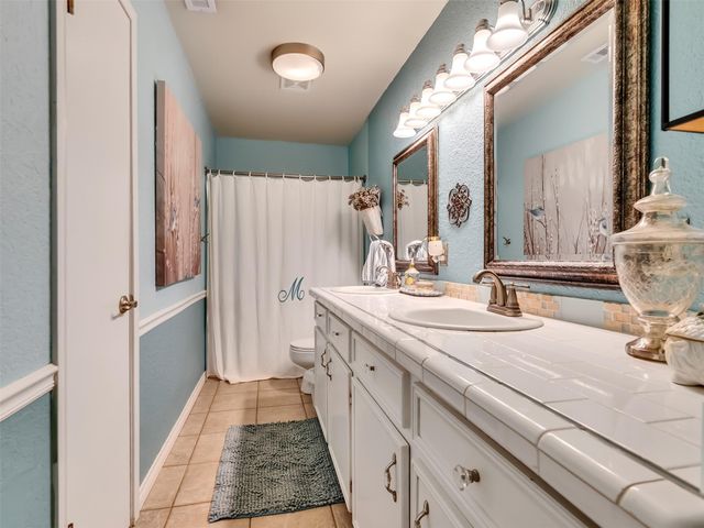 7202 Wetzel Road, Dickinson, TX 77539