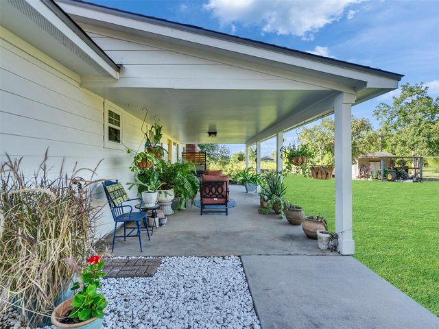 7202 Wetzel Road, Dickinson, TX 77539