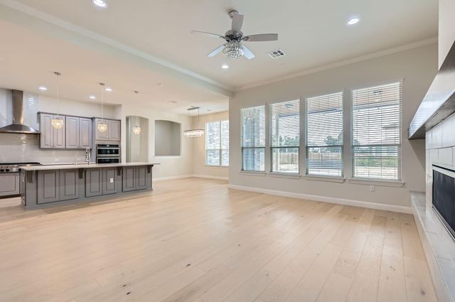 10713 Lavon BND, Austin, TX 78717