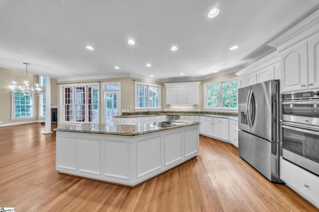401 Rivercrest Drive, Taylors, SC 29687