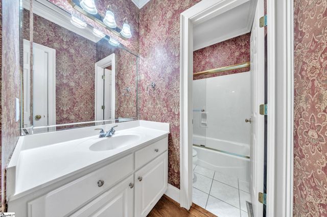 401 Rivercrest Drive, Taylors, SC 29687
