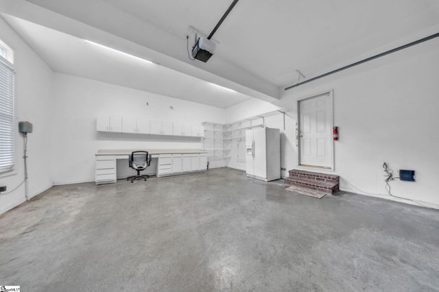 401 Rivercrest Drive, Taylors, SC 29687