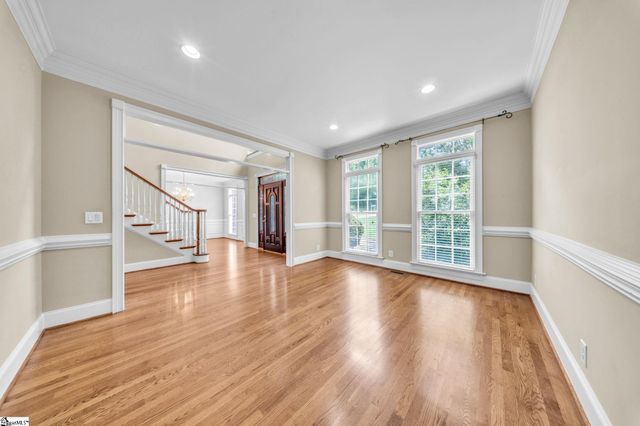 401 Rivercrest Drive, Taylors, SC 29687