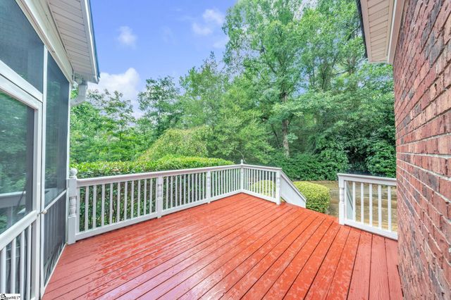 401 Rivercrest Drive, Taylors, SC 29687