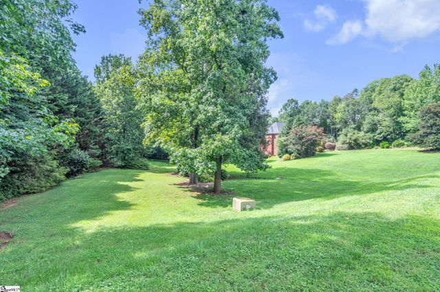 401 Rivercrest Drive, Taylors, SC 29687