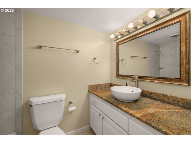 2021 Sw MAIN St 11, Portland, OR 97205