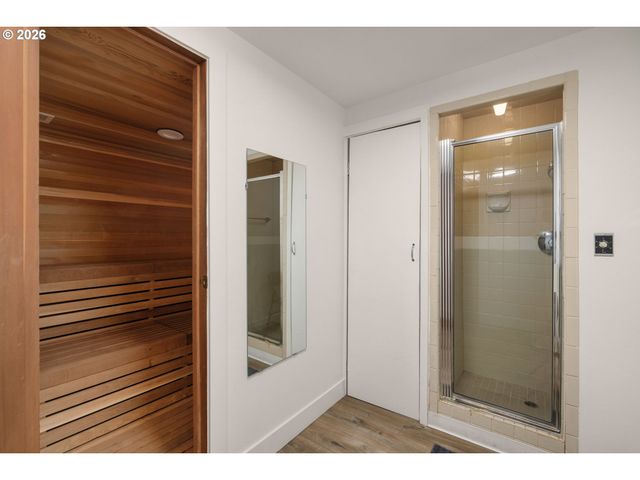 2021 Sw MAIN St 11, Portland, OR 97205